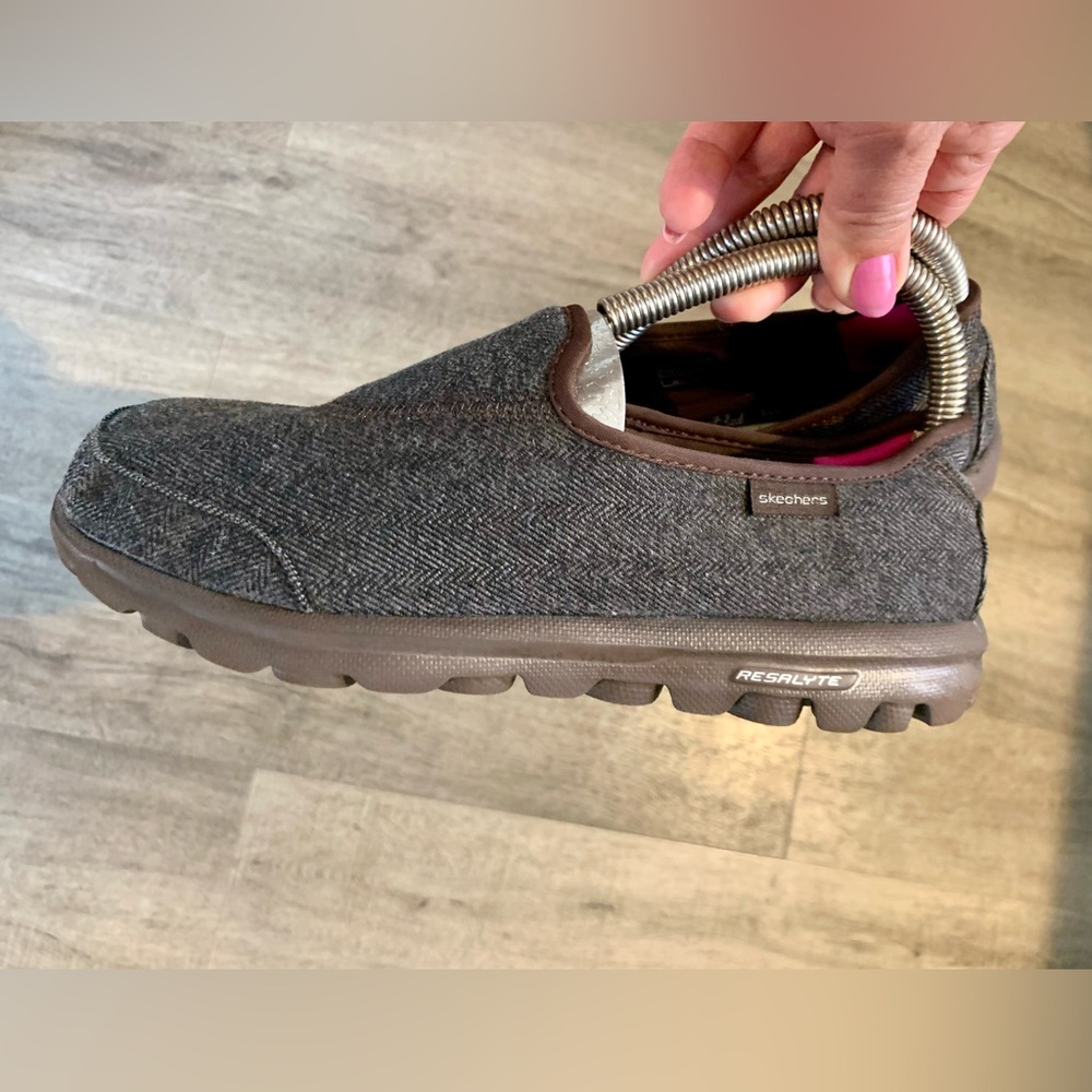 Skechers Memory Foam Comfort Flats 6.5